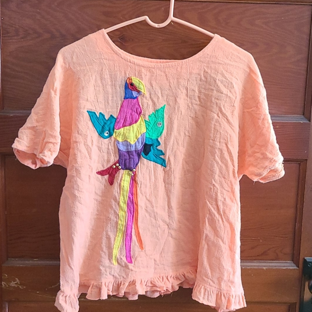 Oversized peach pink bird applique top NWOT